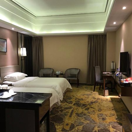 Ramada Foshan Hotel Exterior photo