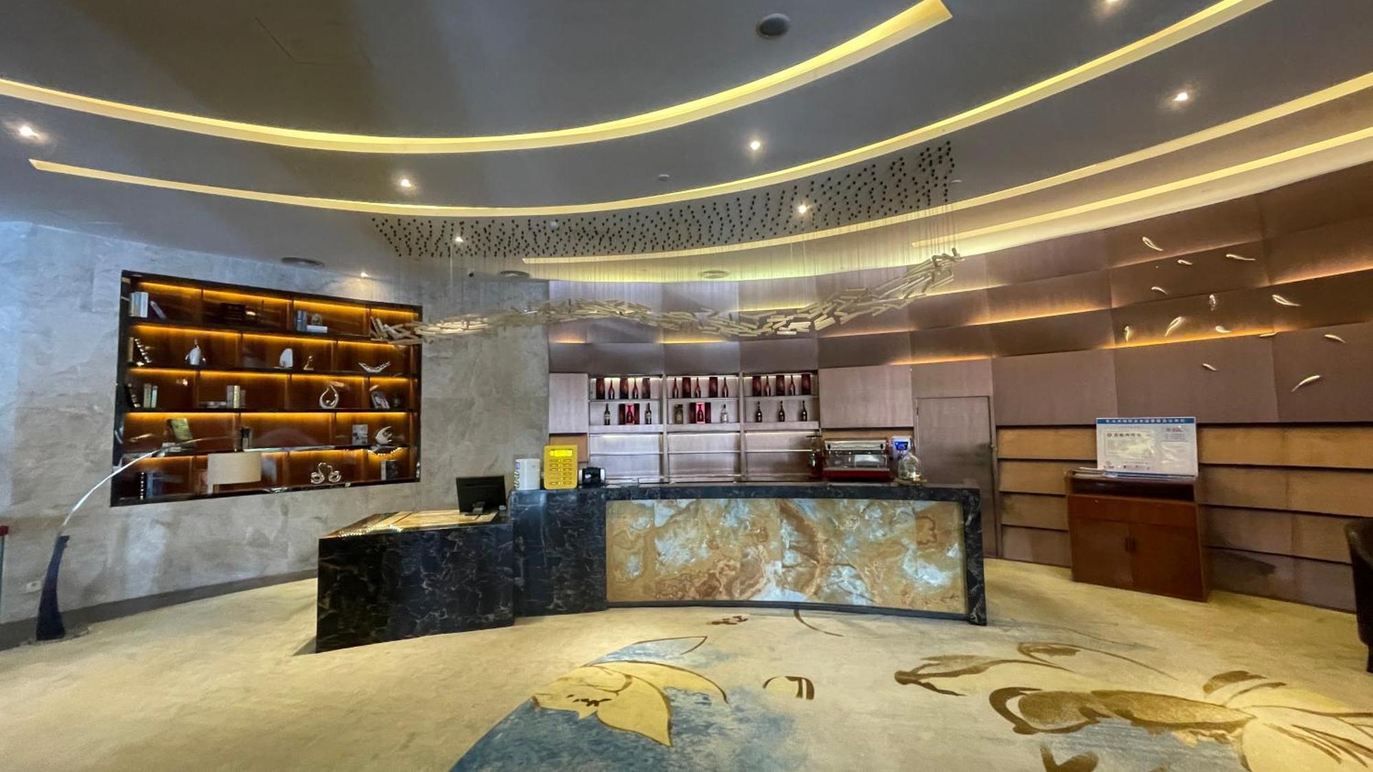 Ramada Foshan Hotel Exterior photo