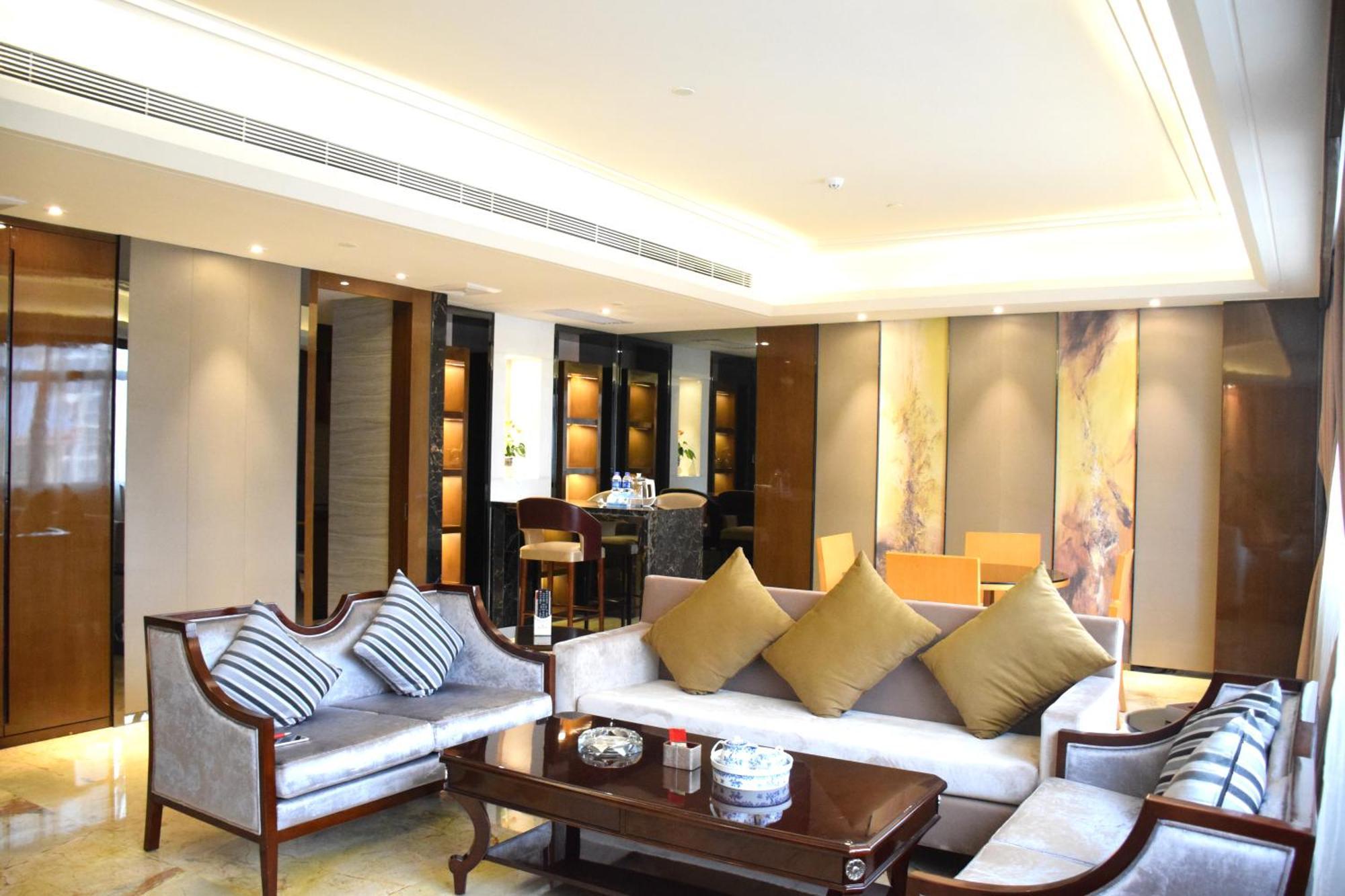 Ramada Foshan Hotel Exterior photo