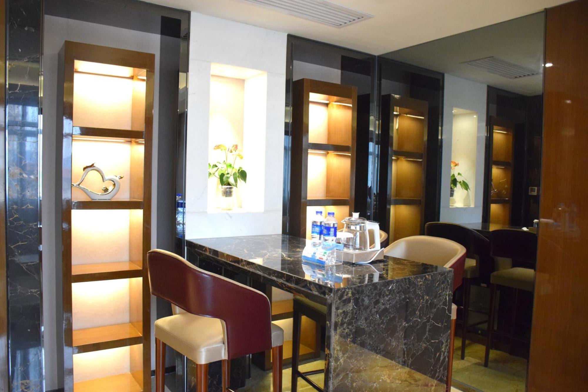 Ramada Foshan Hotel Exterior photo